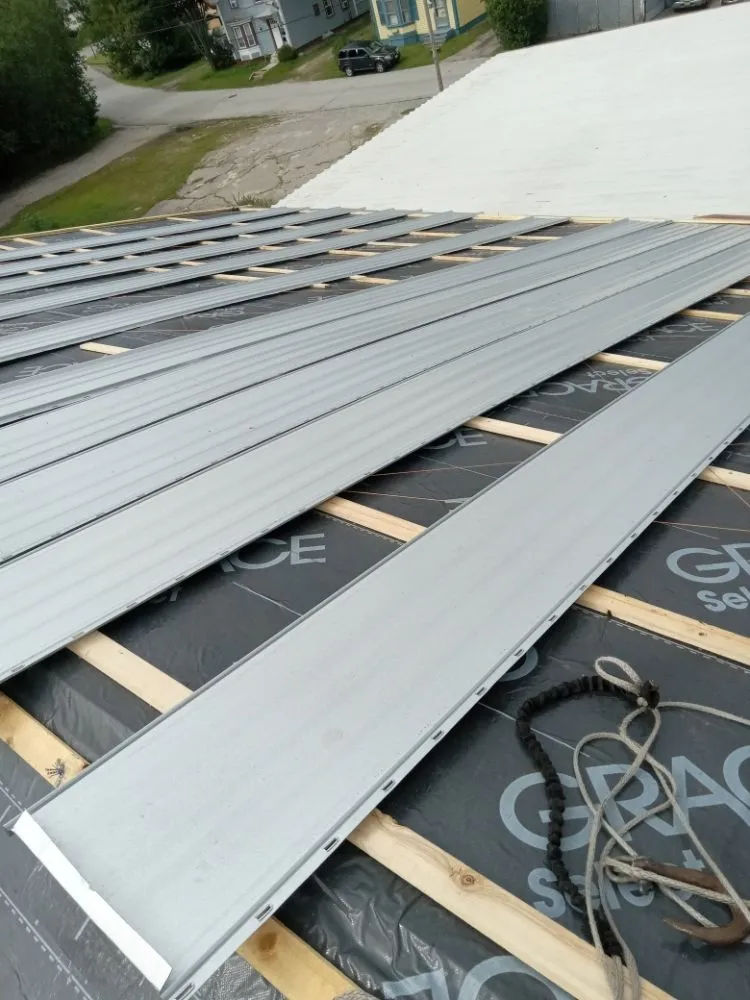 Slide of Benjamin Pauls Roofing and Renovations