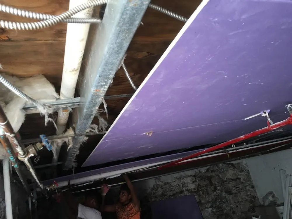 Slide of Benny's Contracting