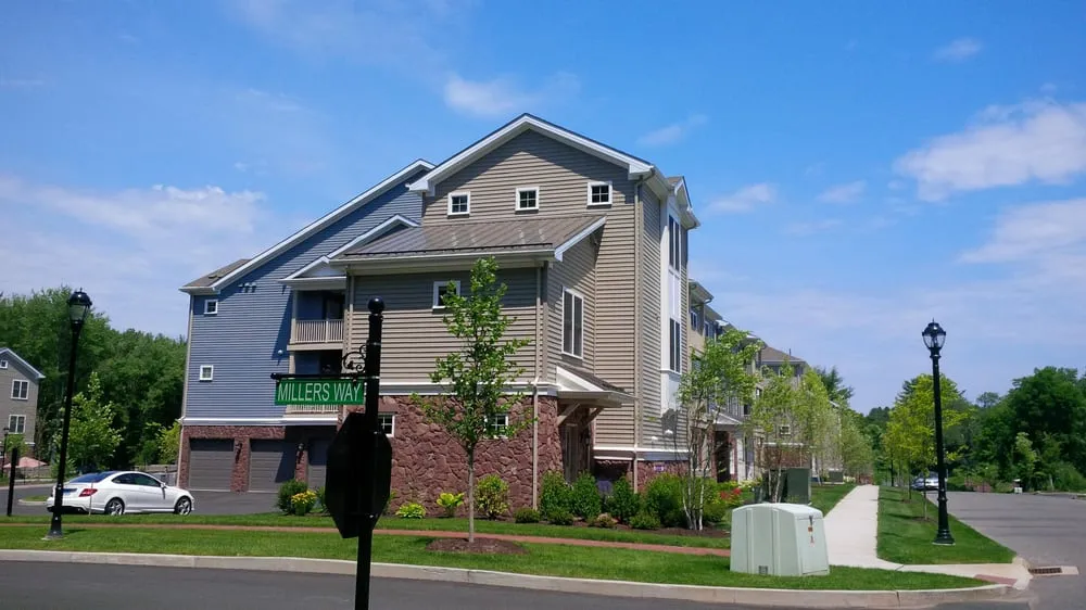 Slide of Benoit Construction Group