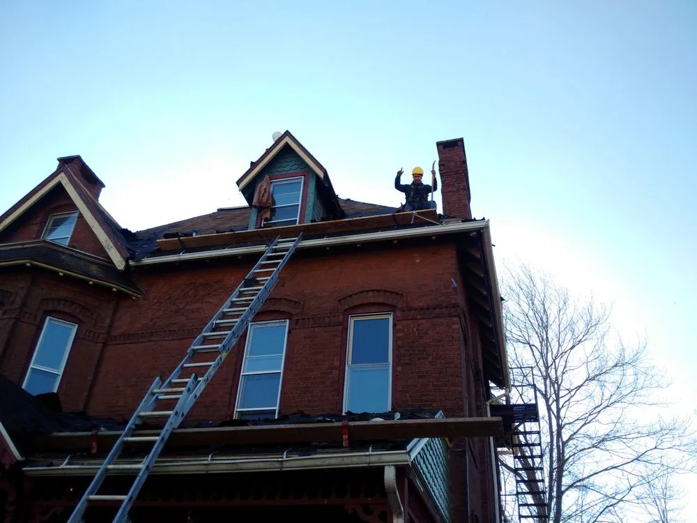 Slide of Benoit Construction Group