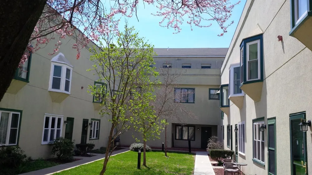 Slide of Benoit Construction Group