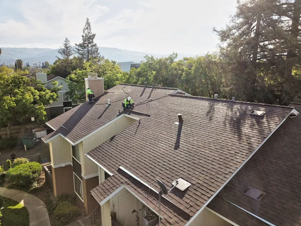 Slide of Ben's Roofing