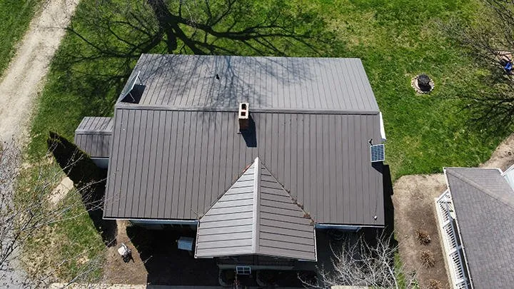 Emergency roof inspection experts serving Holmesville, OH - Benton Roofing