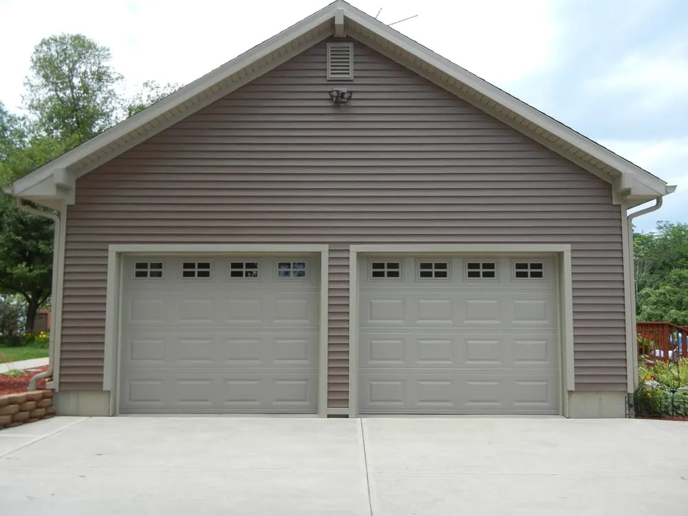Local roof replacement experts serving West Harrison, IN - Berger Home Improvement
