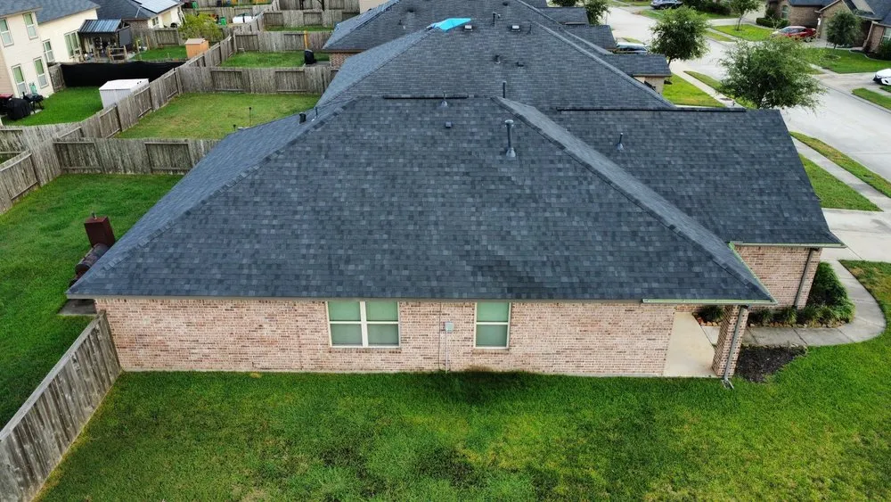 Slide of Berry Good Roofing & Efficiency