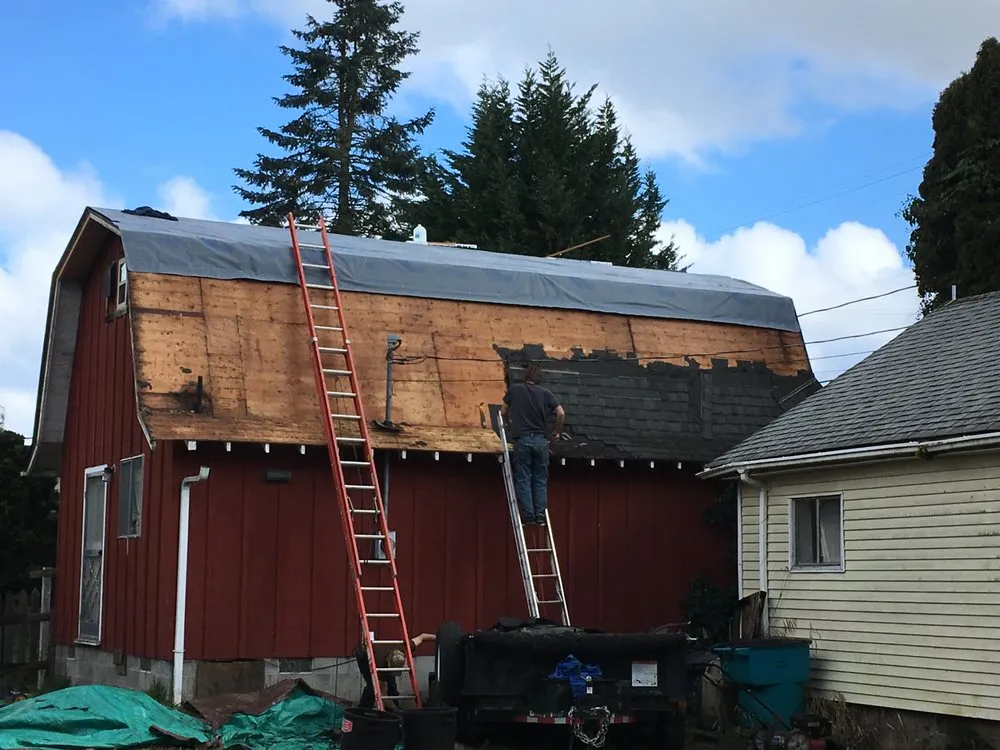 Slide of Berry Good Roofing