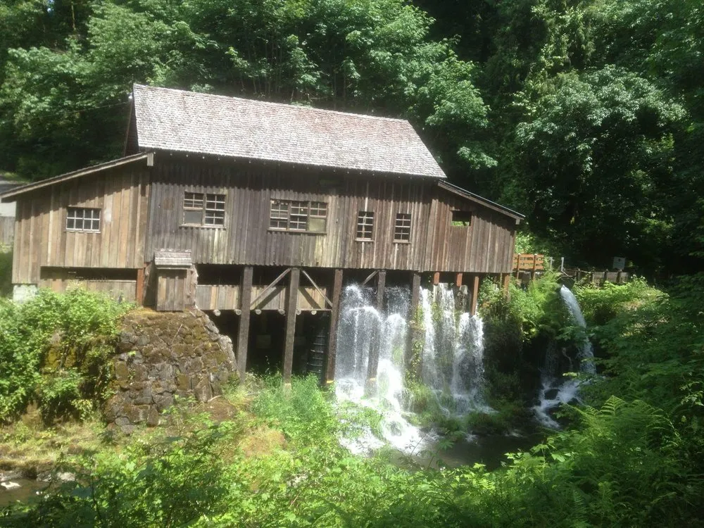 Slide of Berry Good Roofing