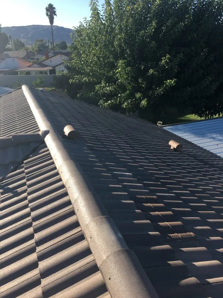 Slide of Berry Roofing & Solar