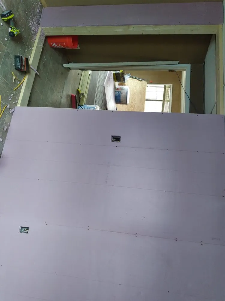 Slide of Bert's Roofing