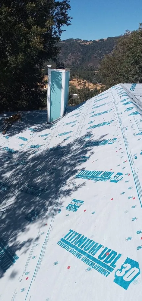 Slide of Berumen Roofing