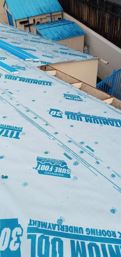 Slide of Berumen Roofing