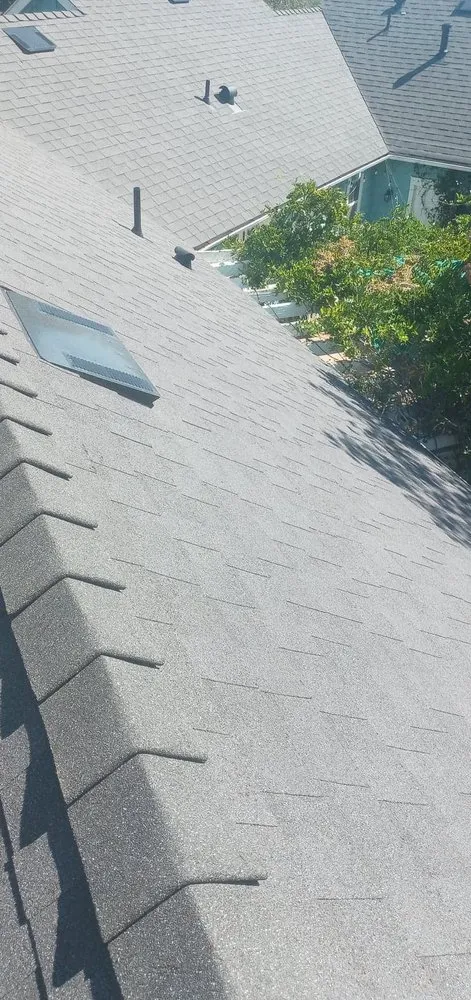 Slide of Berumen Roofing