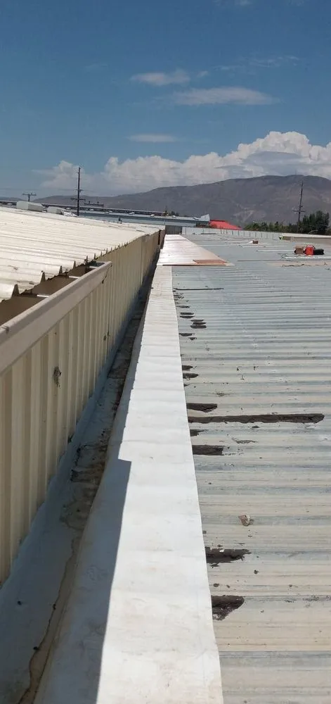 Slide of Berumen Roofing