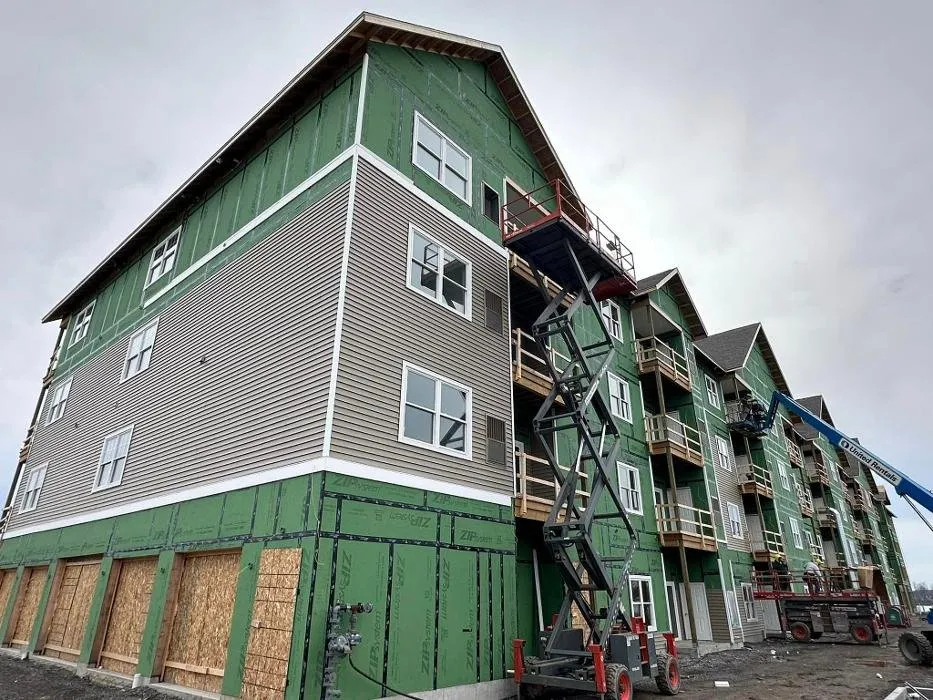 Slide of Besroi Roofing & Siding