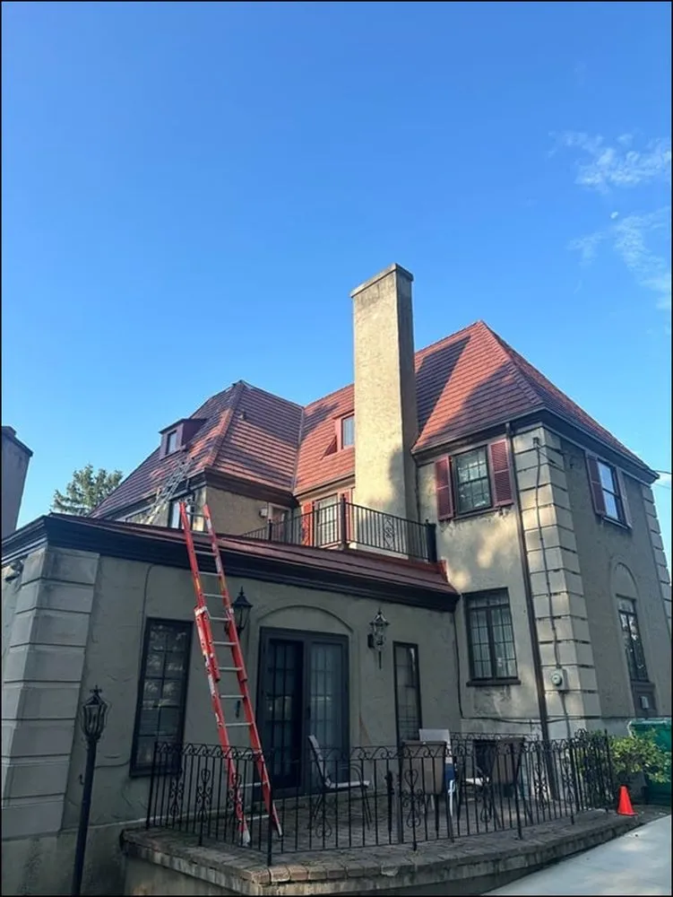 Slide of Besroi Roofing & Siding