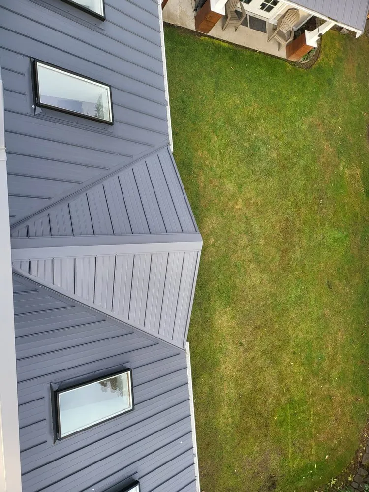 Slide of Best American Roofing Siding & Gutter