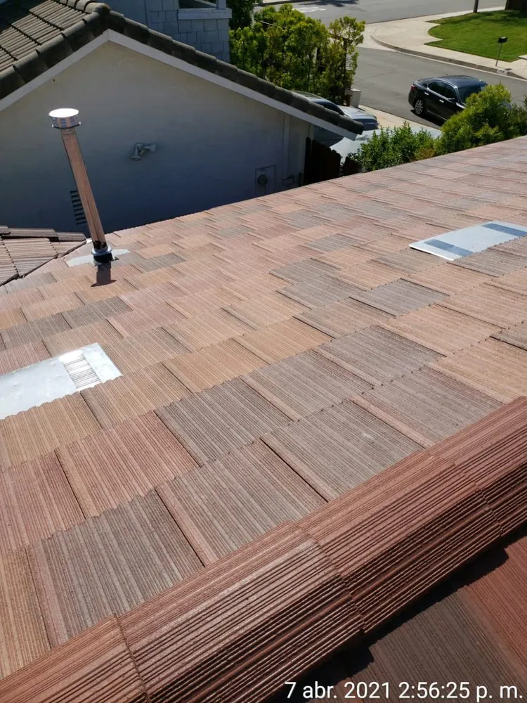 Slide of Best Bet Roofing