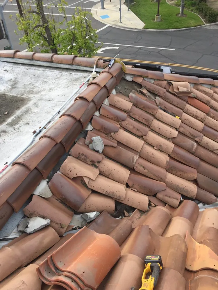 Slide of Best Bet Roofing