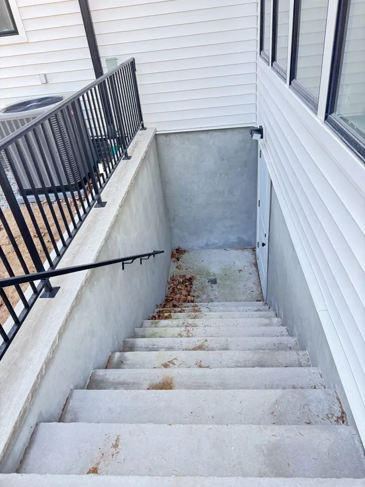 Slide of Best Builder Construction