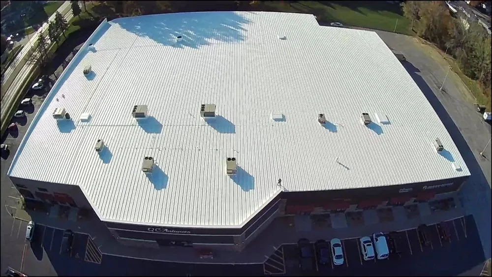 Emergency roof repair experts serving Media, IL - Best Choice Roofing & Construction