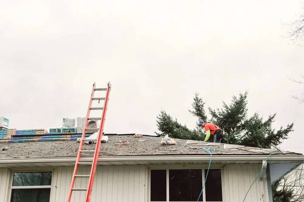 Slide of Best Coast Roofing