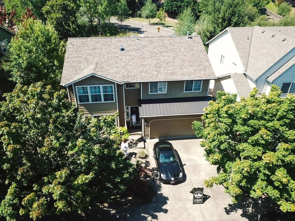 Slide of Best Coast Roofing