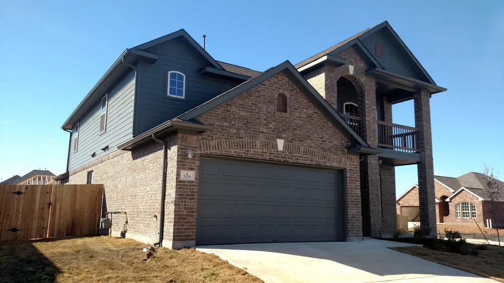 Slide of Best Course Seamless Gutters & Rainwater Collection