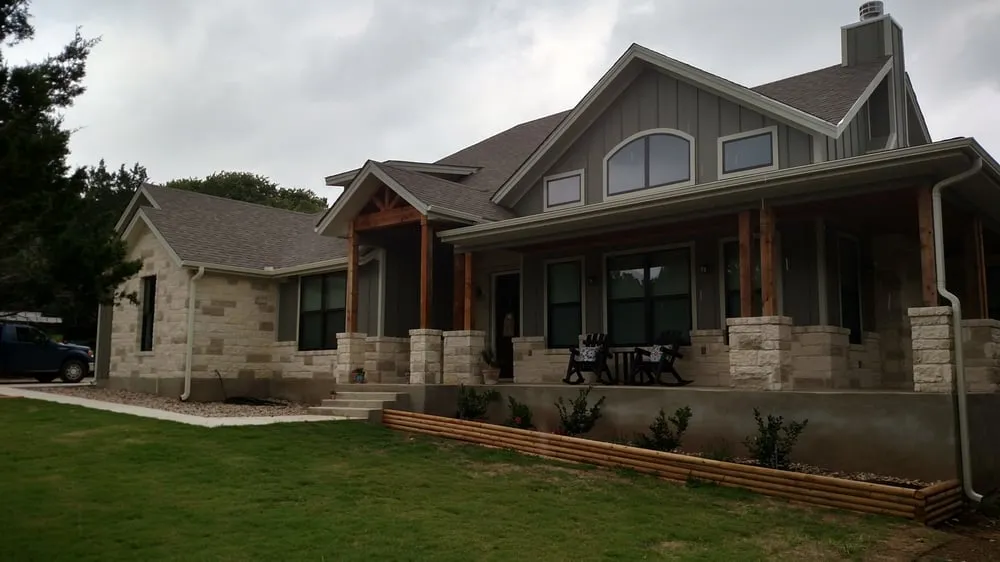 Slide of Best Course Seamless Gutters & Rainwater Collection