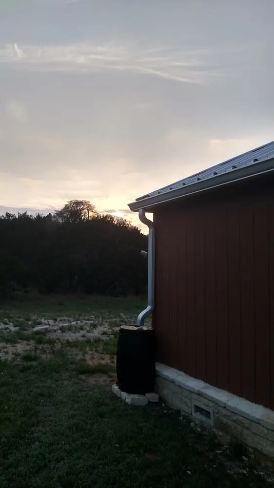 Slide of Best Course Seamless Gutters & Rainwater Collection