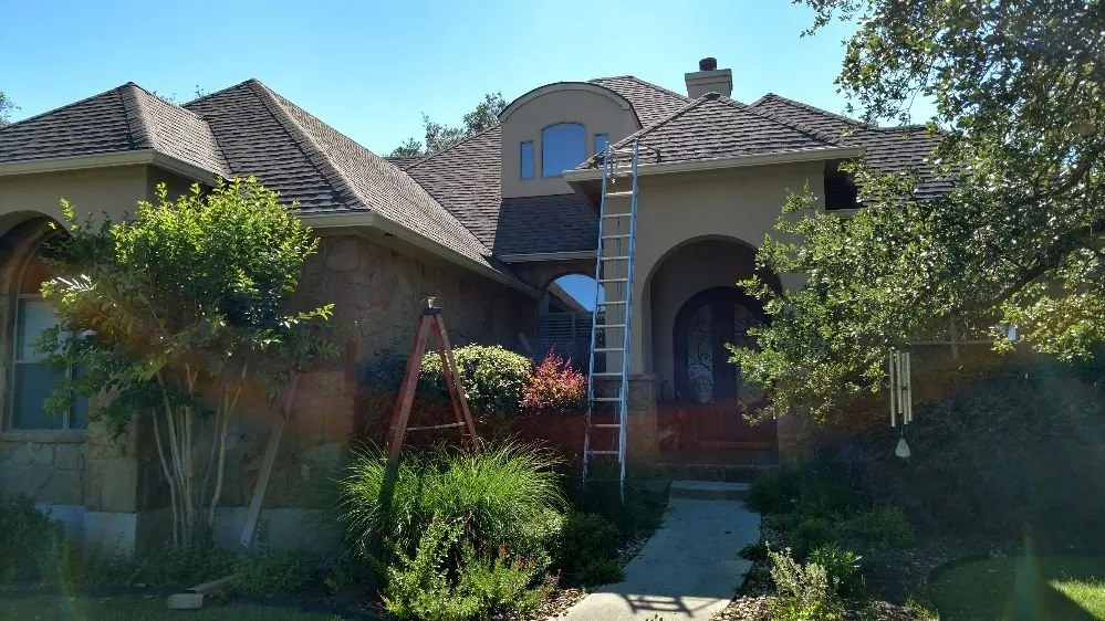 Slide of Best Course Seamless Gutters & Rainwater Collection