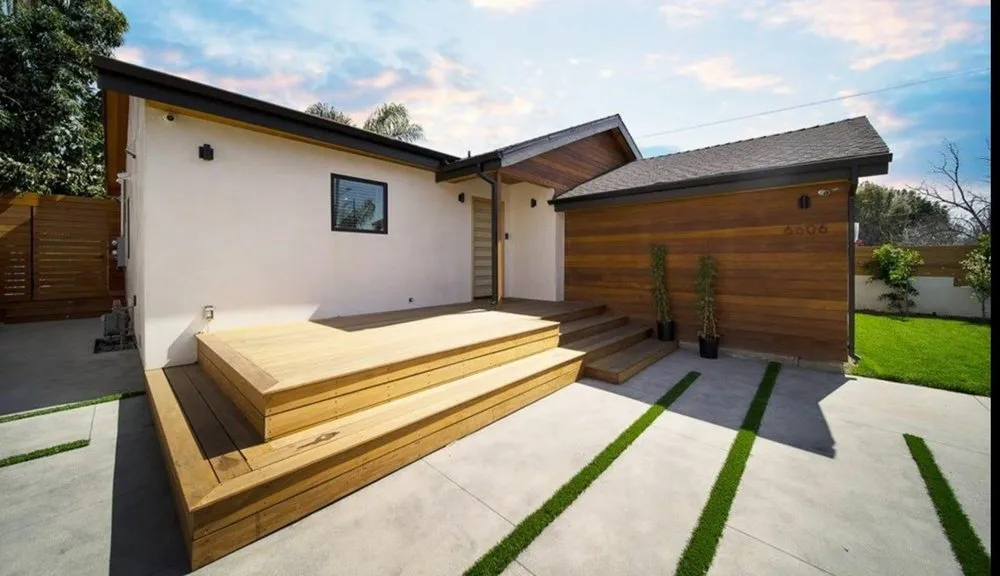 Licensed shingle roofing service in Encino, CA - Best Home Projects