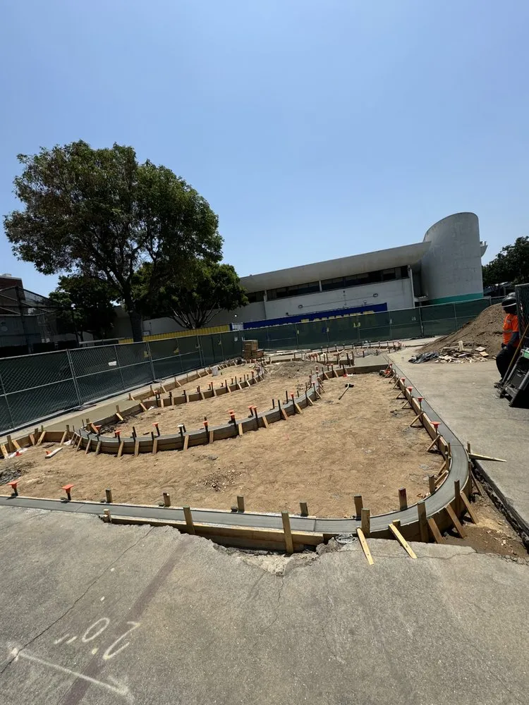 Slide of Best in Cali Construction