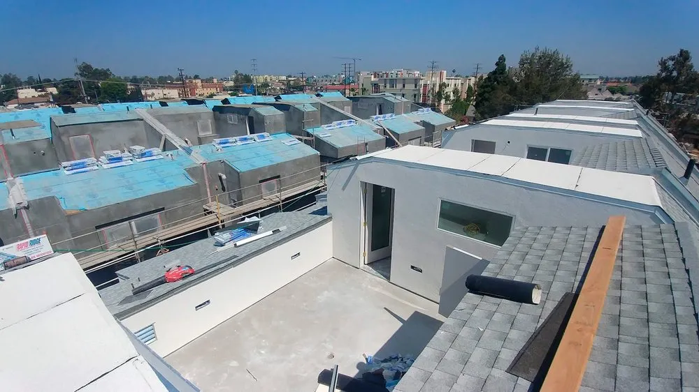 Slide of Best Quality Roofing