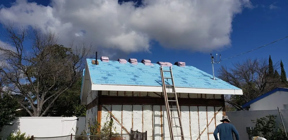 Slide of Best Quality Roofing