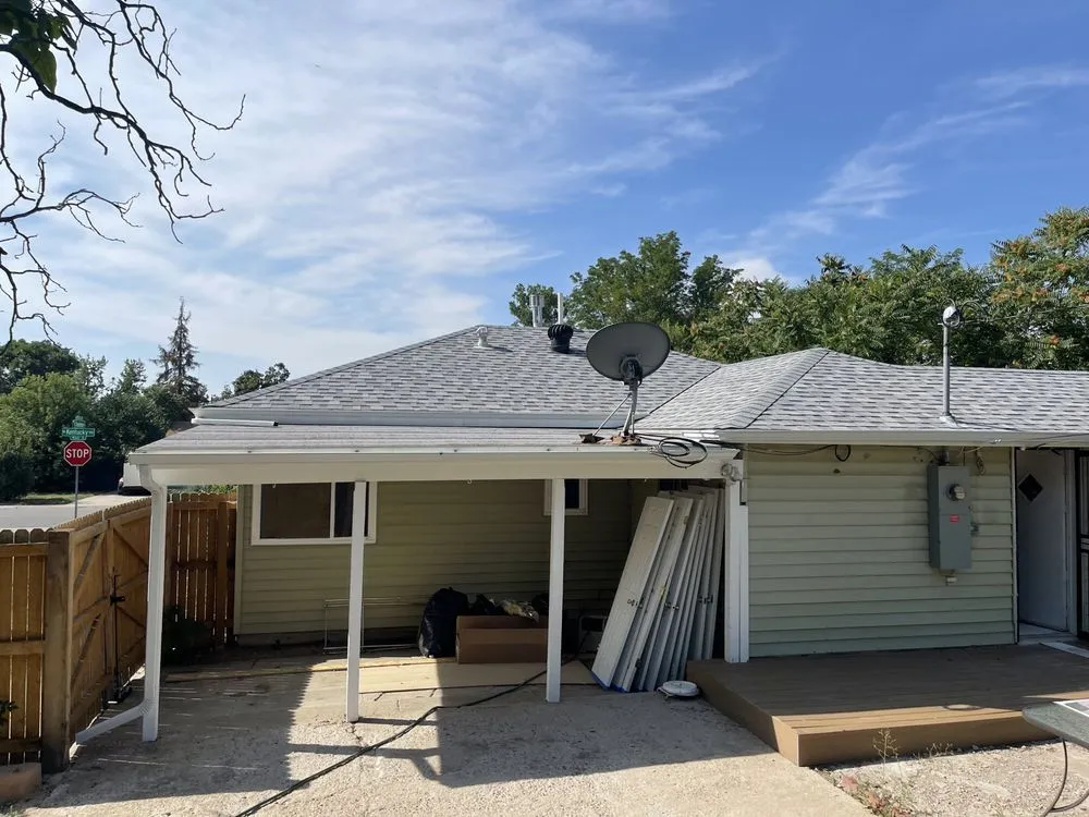 Slide of Best Roof & Gutter