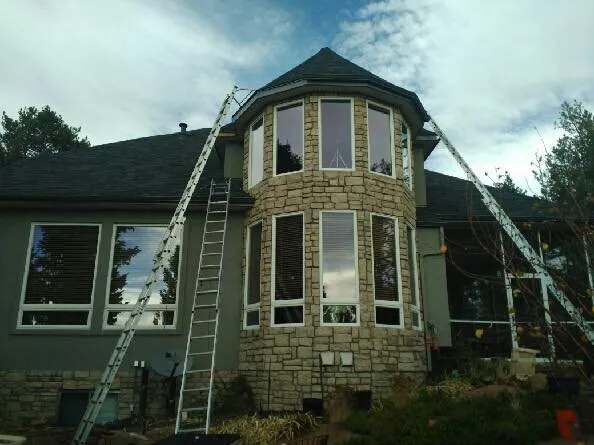 Slide of Best Roof & Gutter