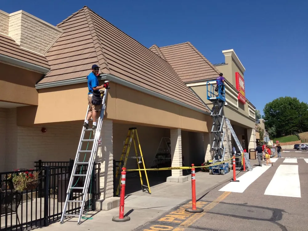 Slide of Best Roof & Gutter