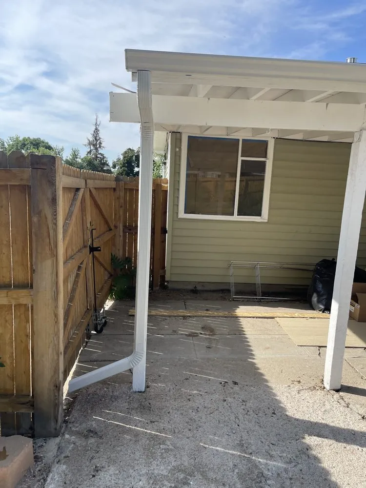 Slide of Best Roof & Gutter