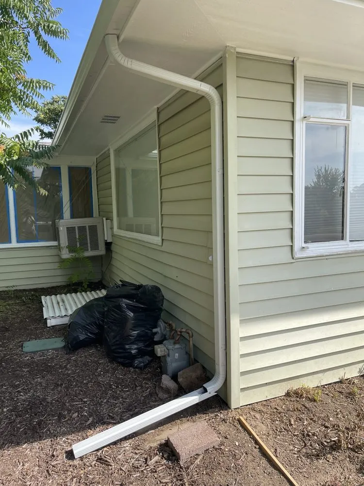 Slide of Best Roof & Gutter