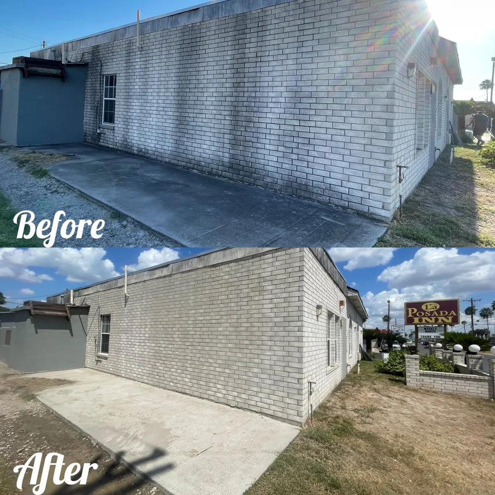 Slide of Best Roof Cleaning Services