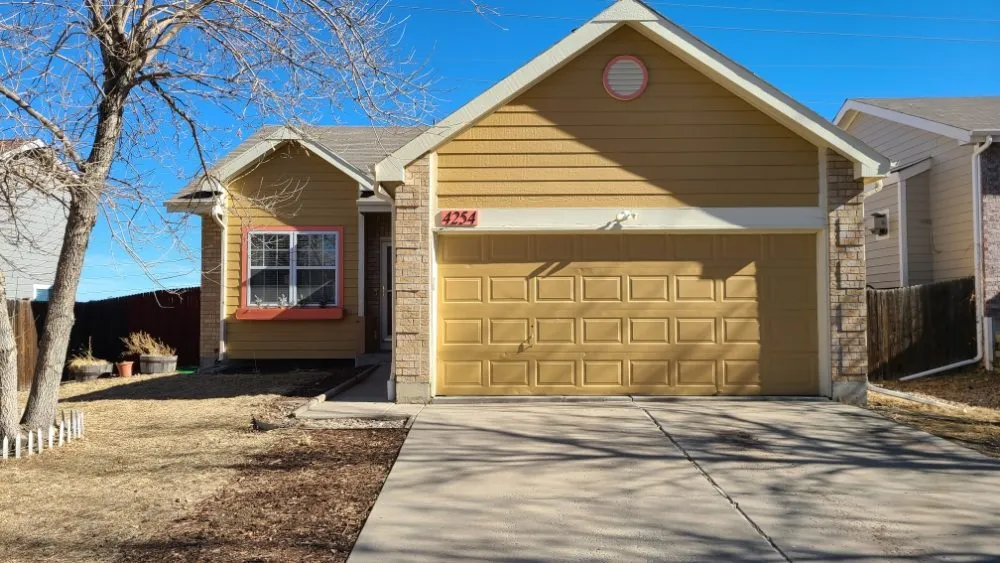 Slide of Best Roof Roofing