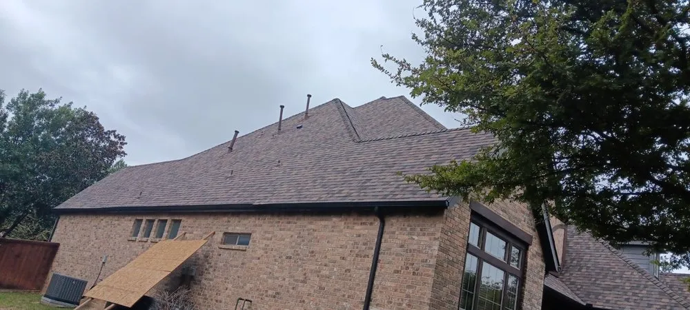 Slide of Best Roofer Solar