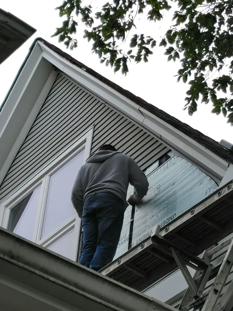 Slide of Best Roofing & Tuck pointing Services