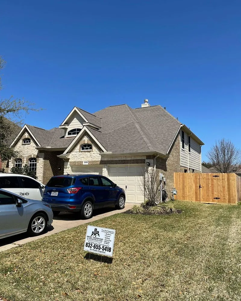 Slide of Best roofing and construction