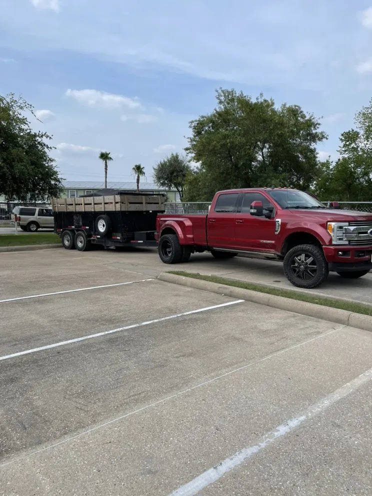 Slide of Best roofing and construction