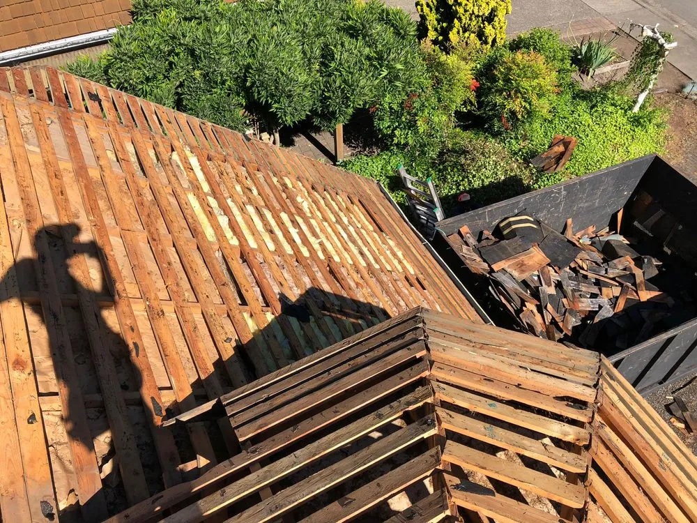 Slide of Best Roofing Company