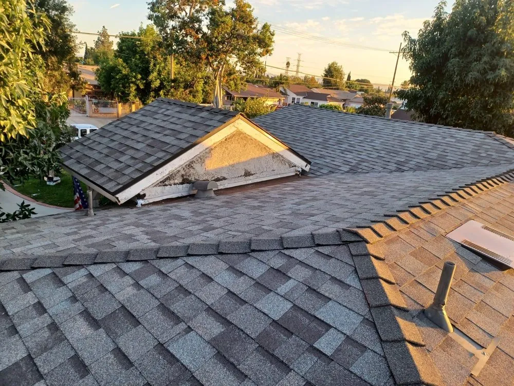 Licensed roof repair experts serving Tarzana, CA - Best Roofing Solution