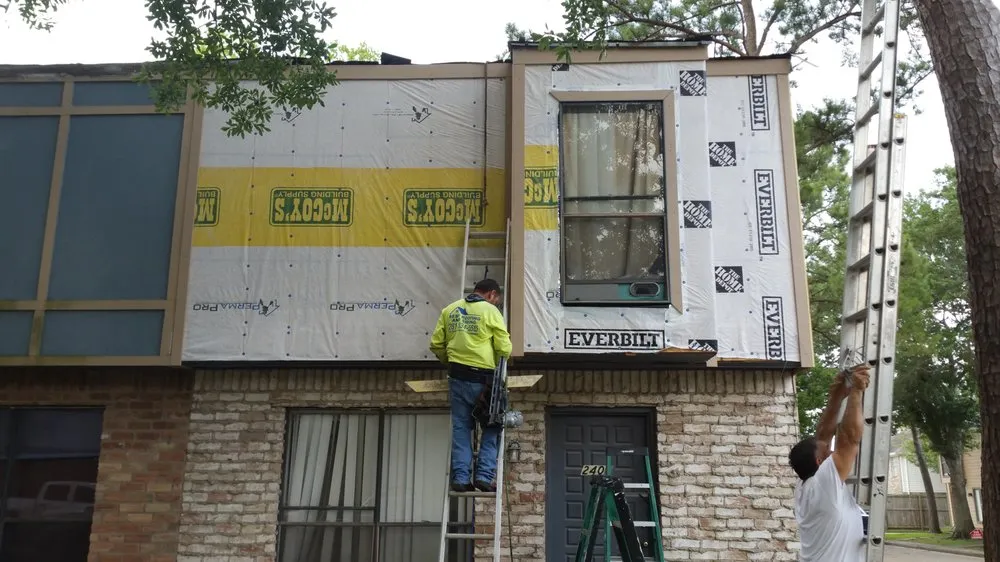 Slide of Best Roofing Texas