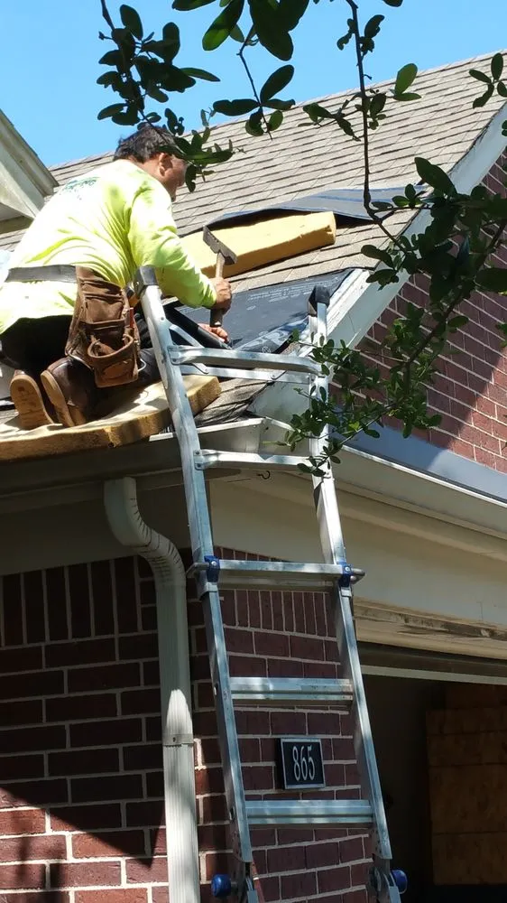 Slide of Best Roofing Texas