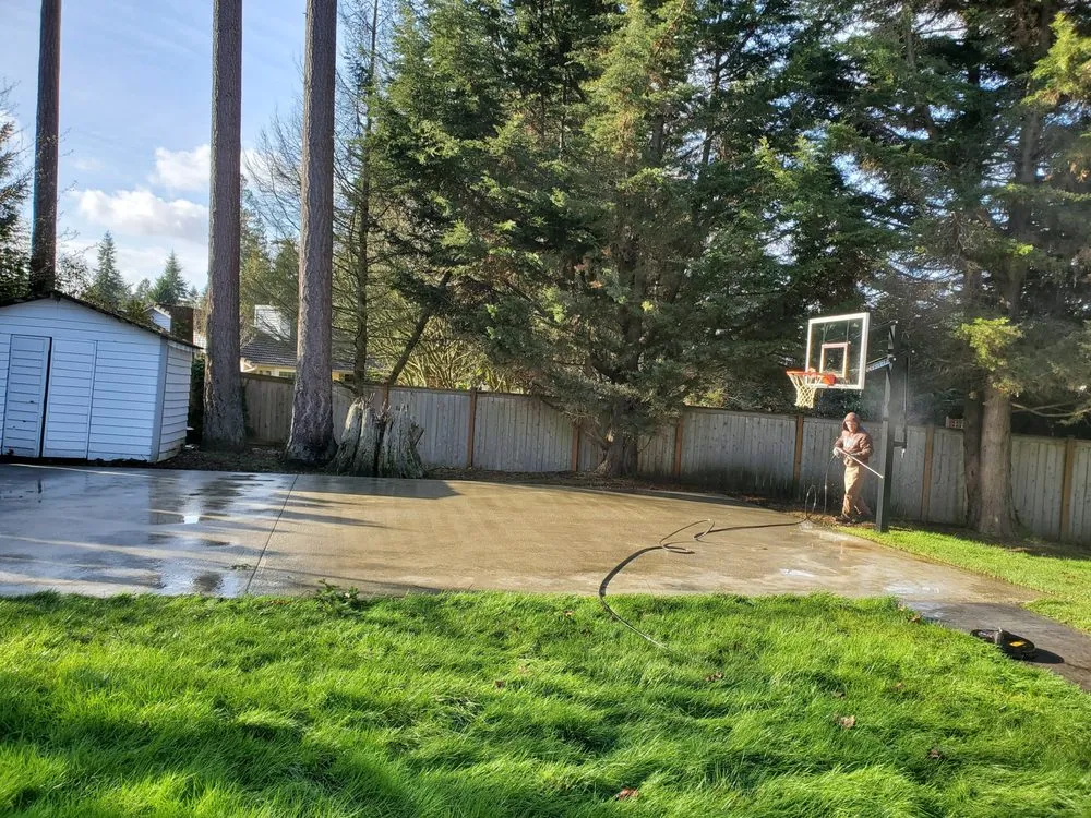 Slide of Best Seattle Roofers